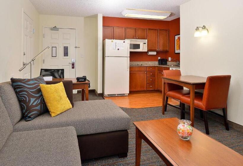 带大床的标准工作室, Residence Inn By Marriott Loveland Fort Collins