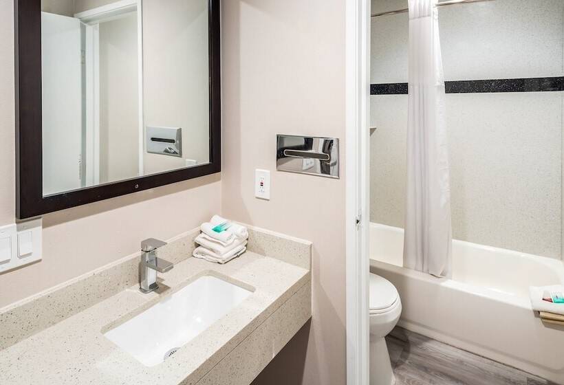 Номер Superior, Red Roof Inn St George Ut  Convention Center