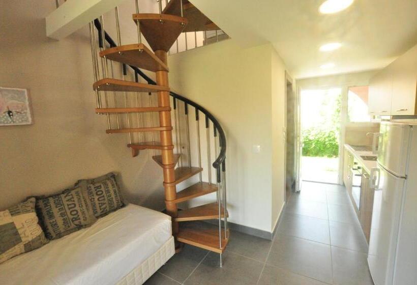 수피리어 방갈로, Tassos Apartments