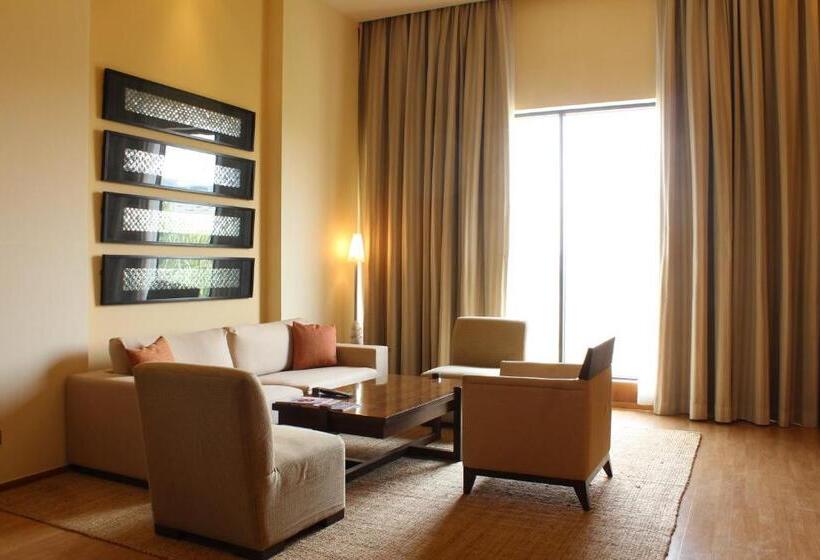Президентский Люкс, Hyatt Hyderabad Gachibowli