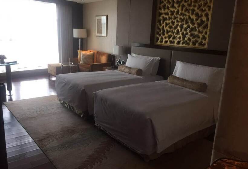 Номер Deluxe, Kempinski Hotel Taiyuan
