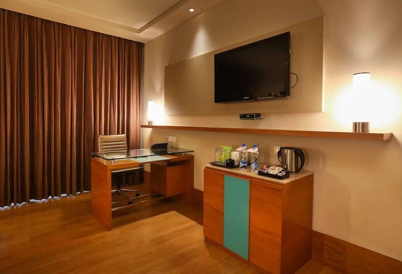 Номер Deluxe, Radisson Blu Hotel Chennai City Centre