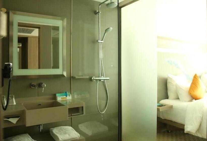 Номер Superior, Novotel Tangerang