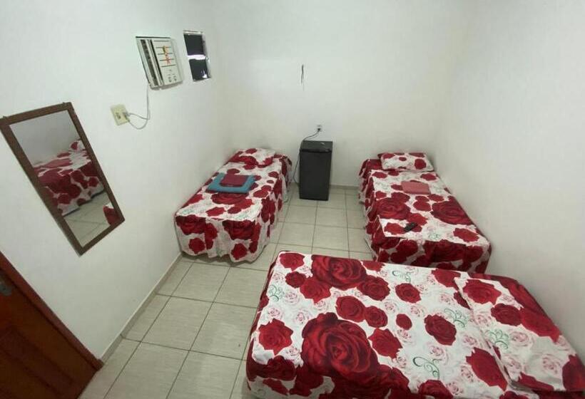 Quarto Triplo Estandar, Santa Clara