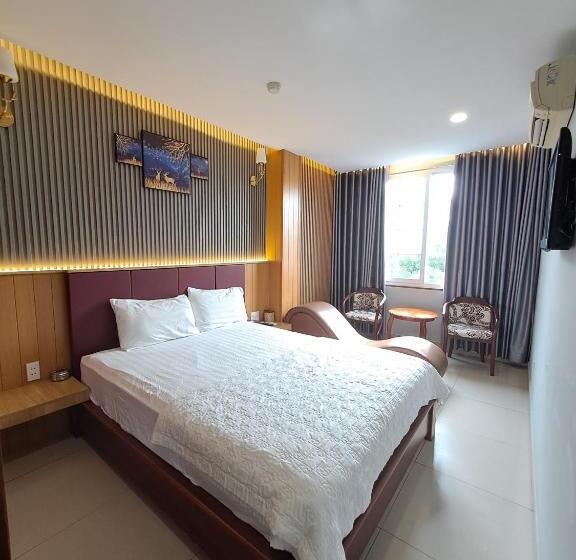 اتاق لوکس با تخت بزرگ, Abc Hotel Bình Tân