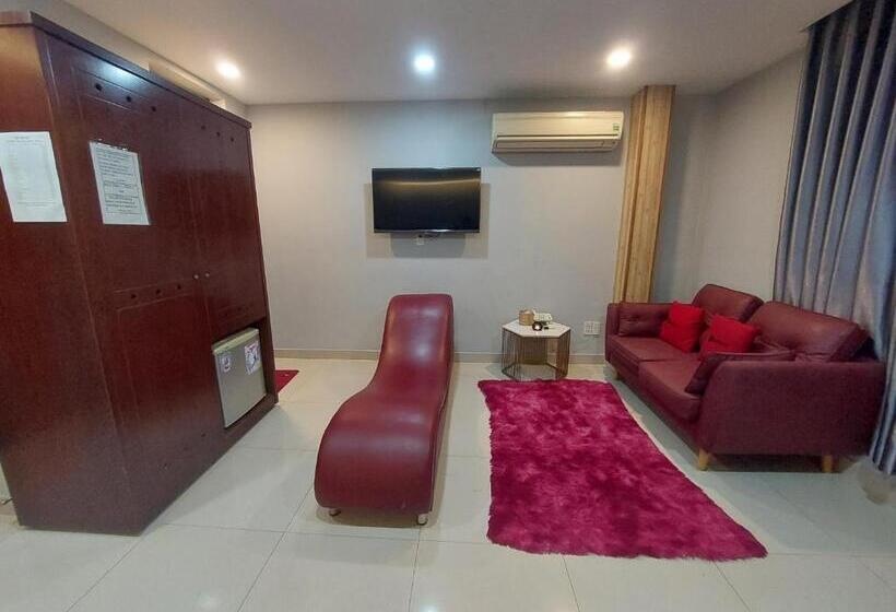 اتاق پریمیوم چهارنفره, Abc Hotel Bình Tân
