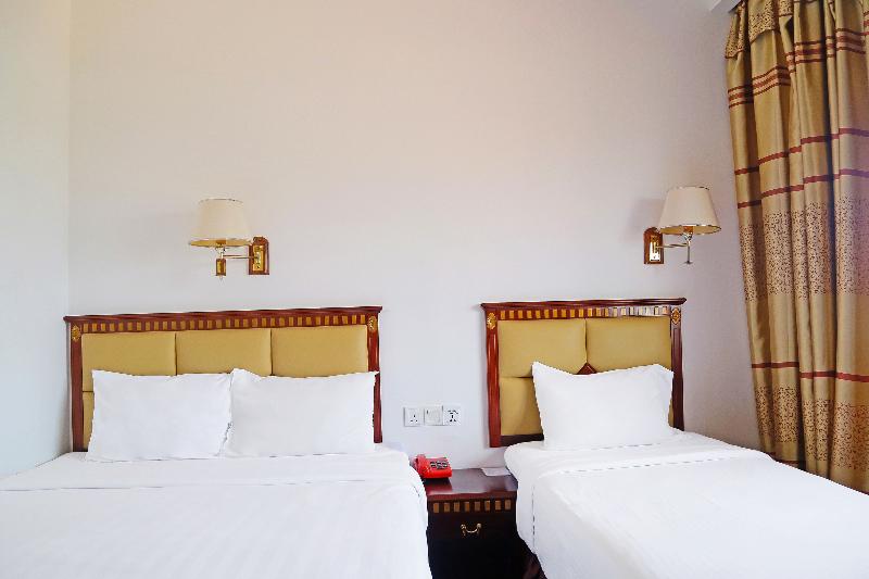 اتاق لوکس سه تخته, Oyo 90464 Borneo Suites