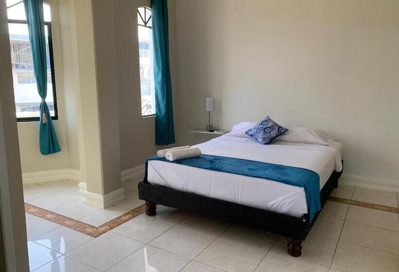 Номер Superior, Reef Hostel Manta