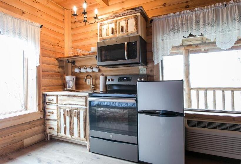 스위트, Coblentz Country Lodge By Amish Country Lodging