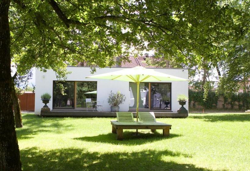 Номер Стандарт с Террасой, Matador Lodges