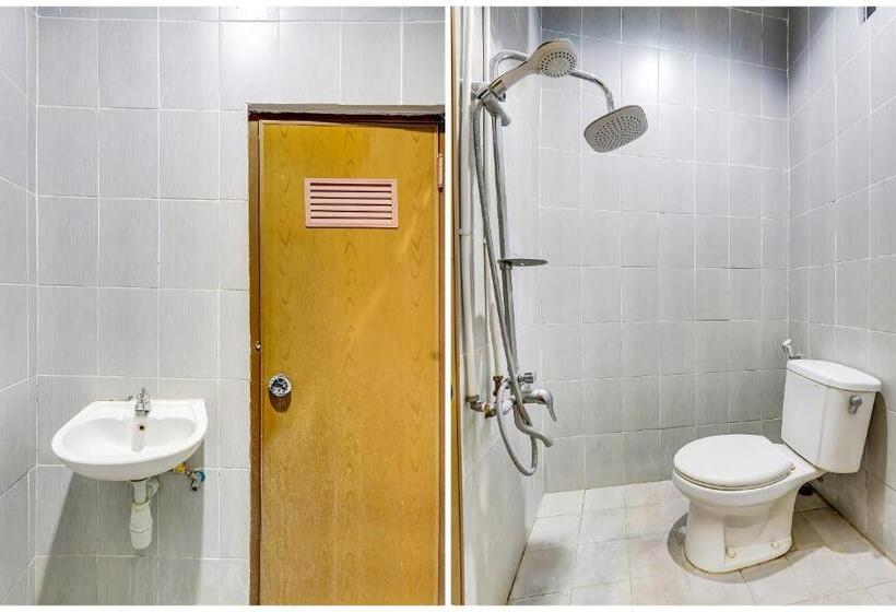 Номер Deluxe, Oyo 90927 Homestay Tentrem 2