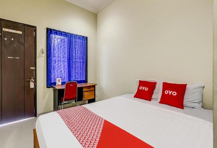 Номер Deluxe, Oyo 90927 Homestay Tentrem 2