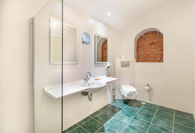 וילה בת 2 חדרי שינה, Villa Florya