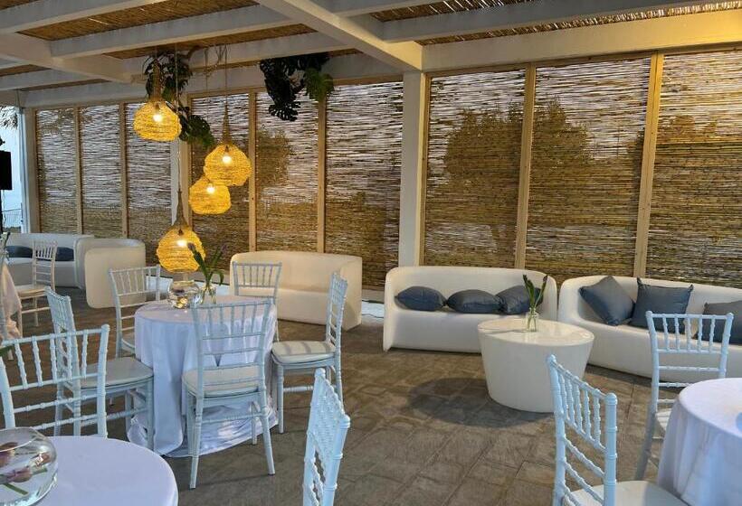 اتاق استاندارد چهارنفره با چشم‌انداز باغ, Villa Aries   Rural Chic Experience