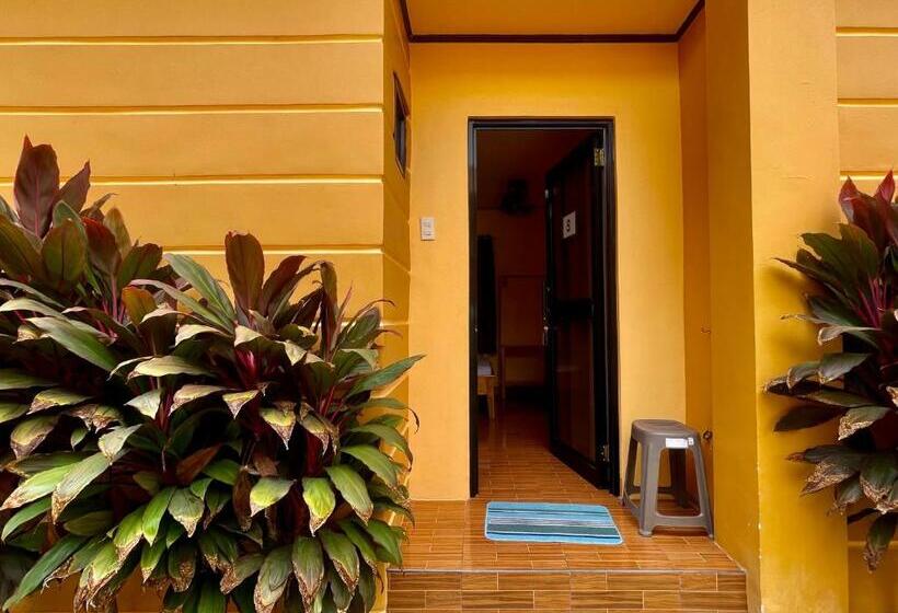 اتاق استاندارد, Golden Sunset Inn
