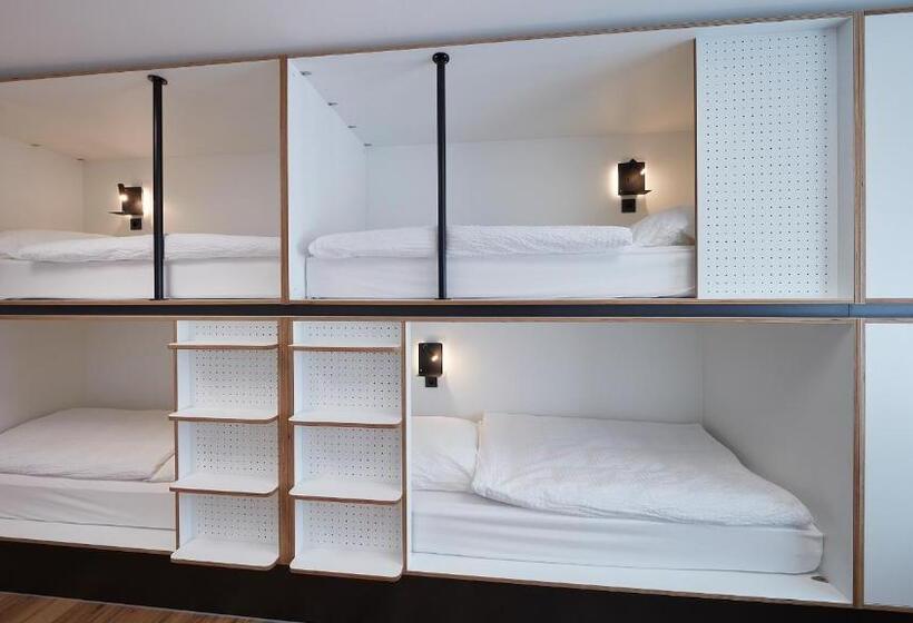 共用房间的床, The Bunk Hostel