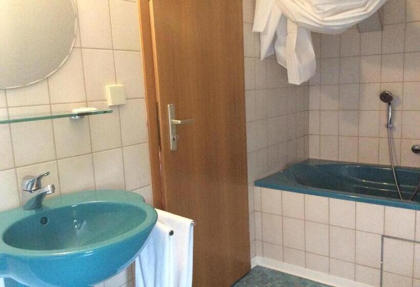 デラックスルーム, Zur Eiche   Pension