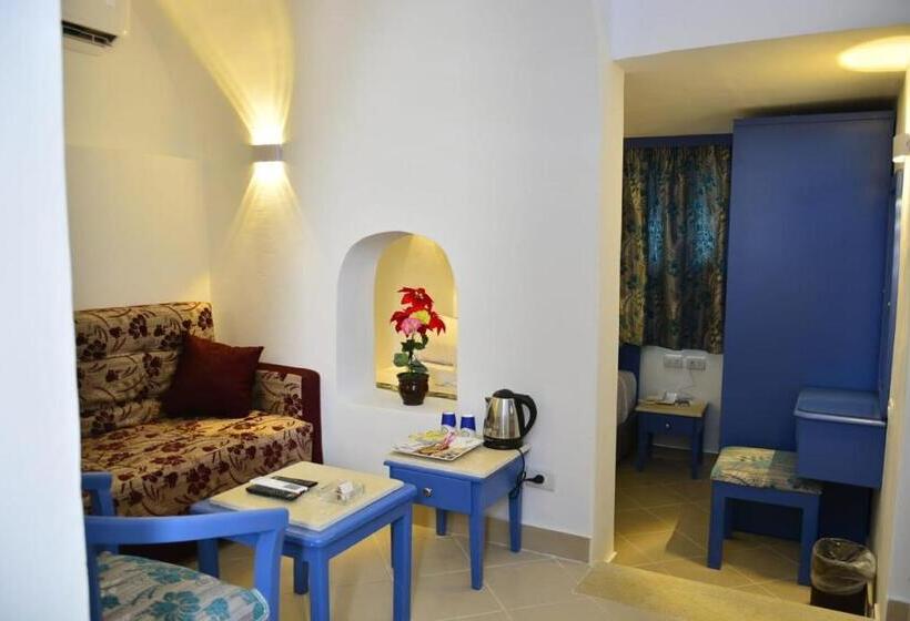 اتاق استاندارد چهار تخته, Kanabesh Village