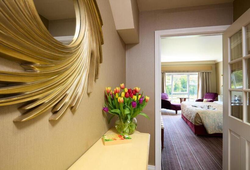 Quarto Executivo, Manor House Country