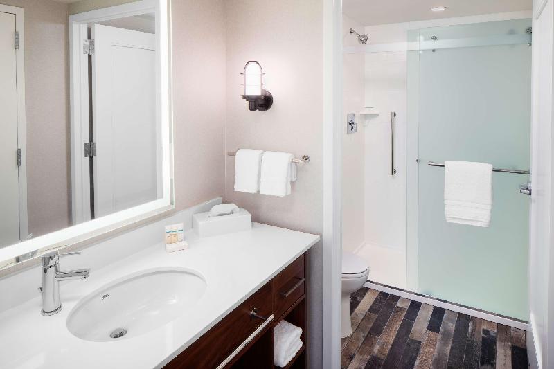 Студио Стандарт Кровать Кинг, Homewood Suites By Hilton Boston Seaport District