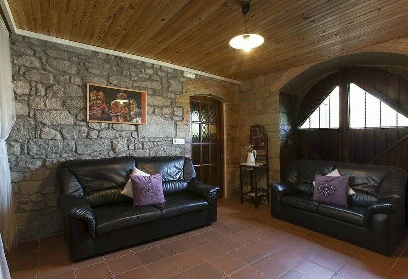 Дом 3 Спальни, Casa Sant Grau 2