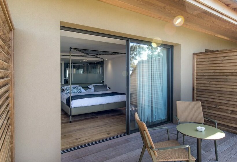Номер Deluxe с Видом, Hôtel Et Spa Version Maquis Citadelle