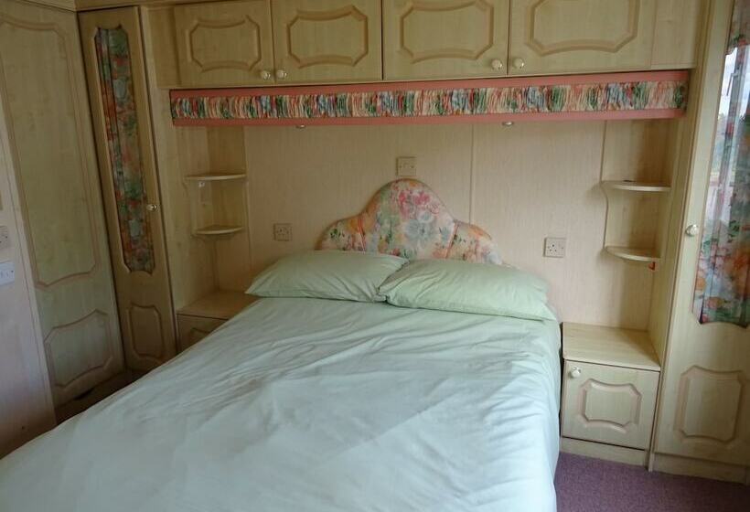 Дом 2 Спальни, Inver Caravan Park