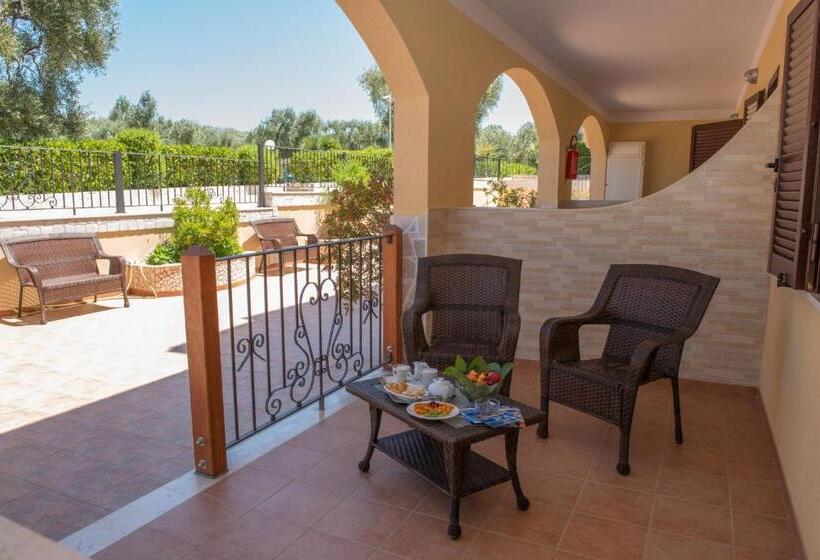 اتاق راحتی سه تخته, Villa Fenice Bed & Breakfast
