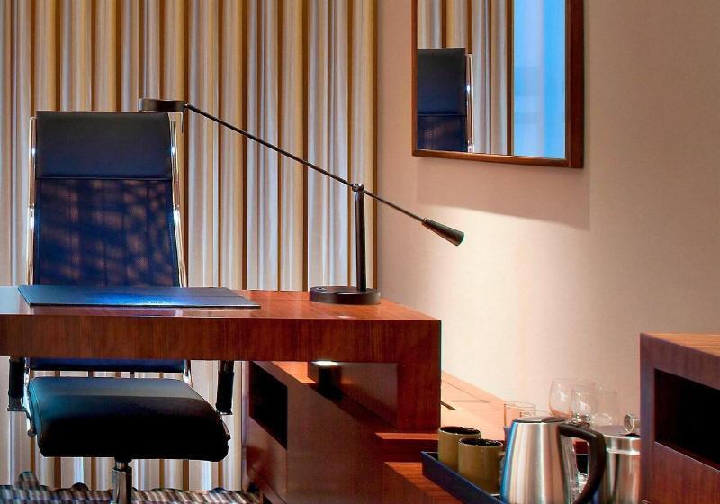 Номер Superior Кровать Кинг, Four Points By Sheraton Taicang