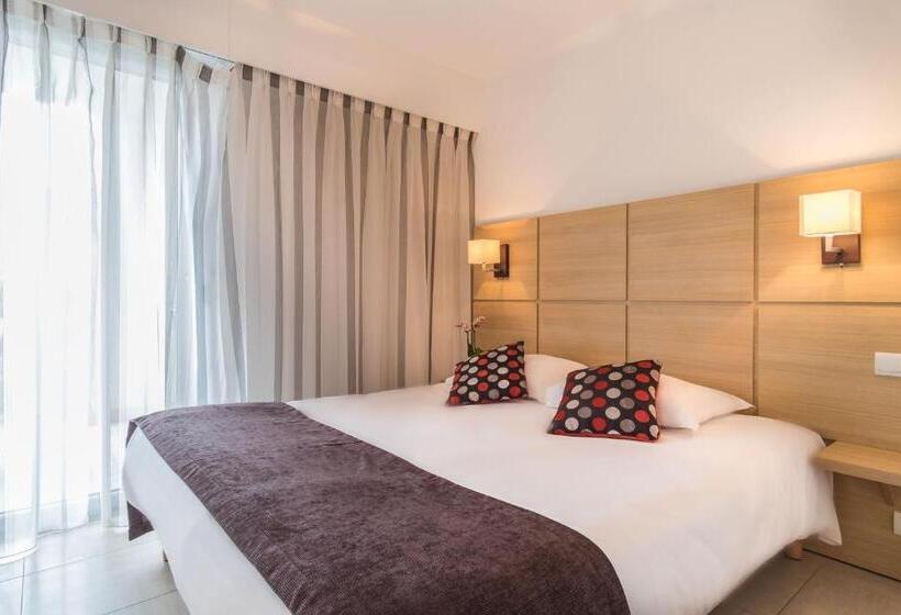 Apartament 1 Dormitori Vista Piscina, Nemea Appart Hotel Le Lido Cagnes Sur Mer