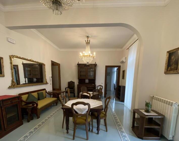 اتاق لوکس, Il Palazzo   Luxury Home & Event