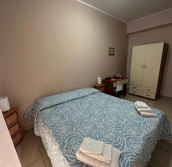 اتاق استاندارد یک نفره, B&b Emmanuel