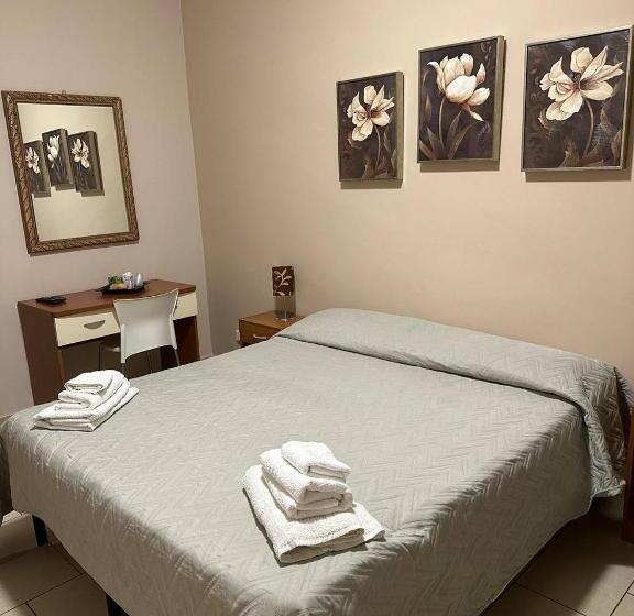 اتاق استاندارد سه نفره, B&b Emmanuel