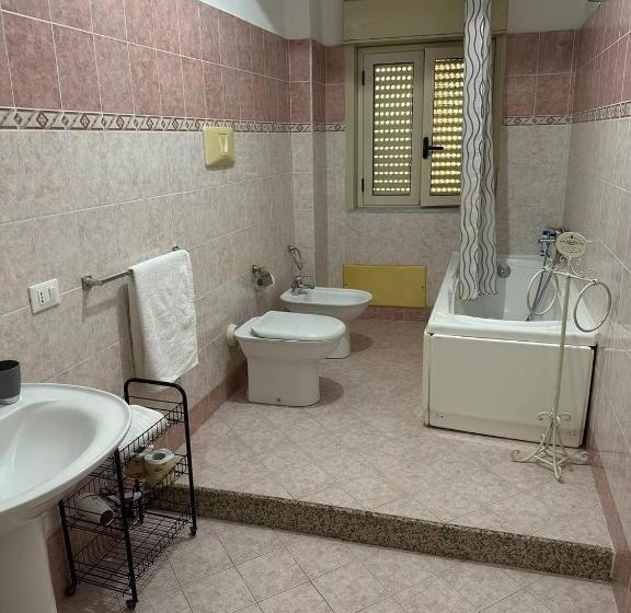 Standard room with outdoor bath, B&b Emmanuel