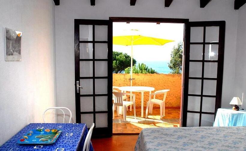 Студия Стандарт Вид на Море, Motel Logis D Abartello