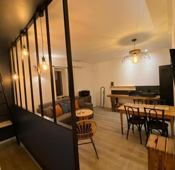 Family Suite, Charmes En Ville Le Charme Poétique
