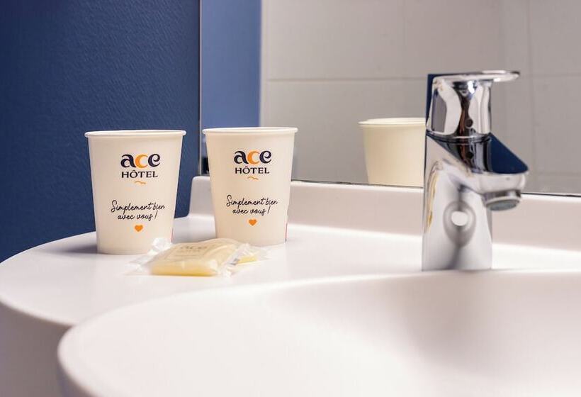 Номер Стандарт Трехместный, Ace Hôtel Clermont Ferrand La Pardieu