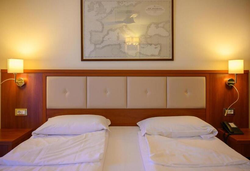 Номер Economy, Lake Hotel Benaco