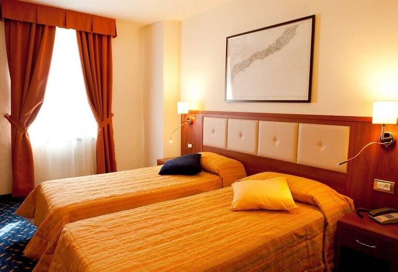 Номер Стандарт, Lake Hotel Benaco