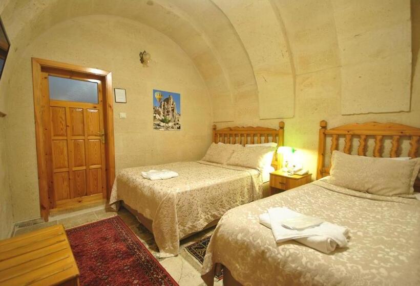 수피리어 트리플 룸, Elvan Cave House