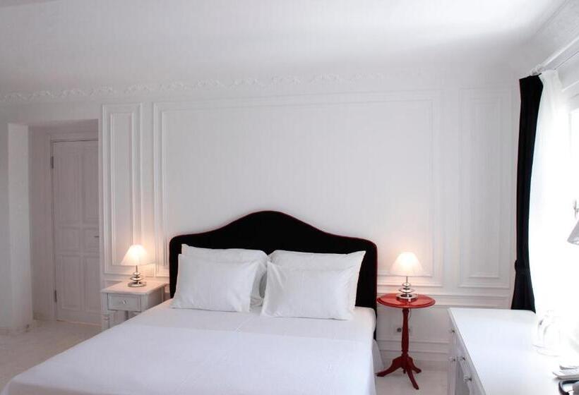Люкс Сеньор, Vintage Hotel Alacati