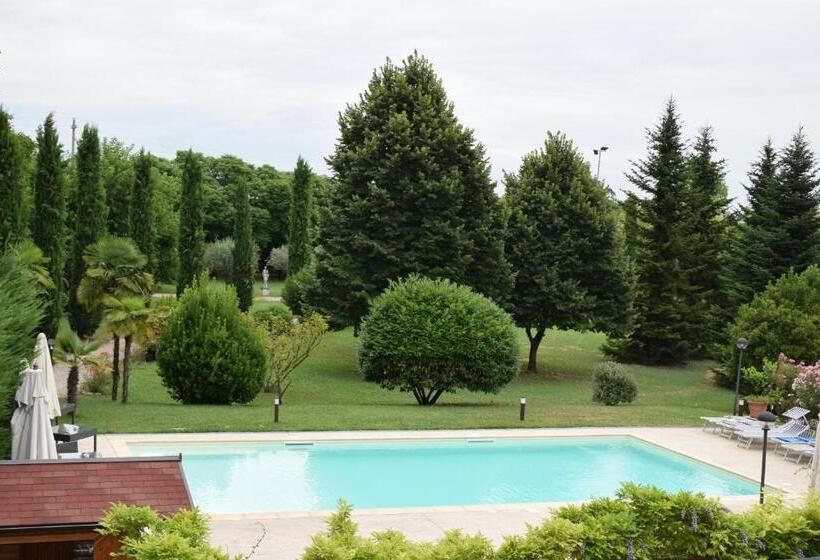 اتاق استاندارد سه نفره, Park Hotel Elefante