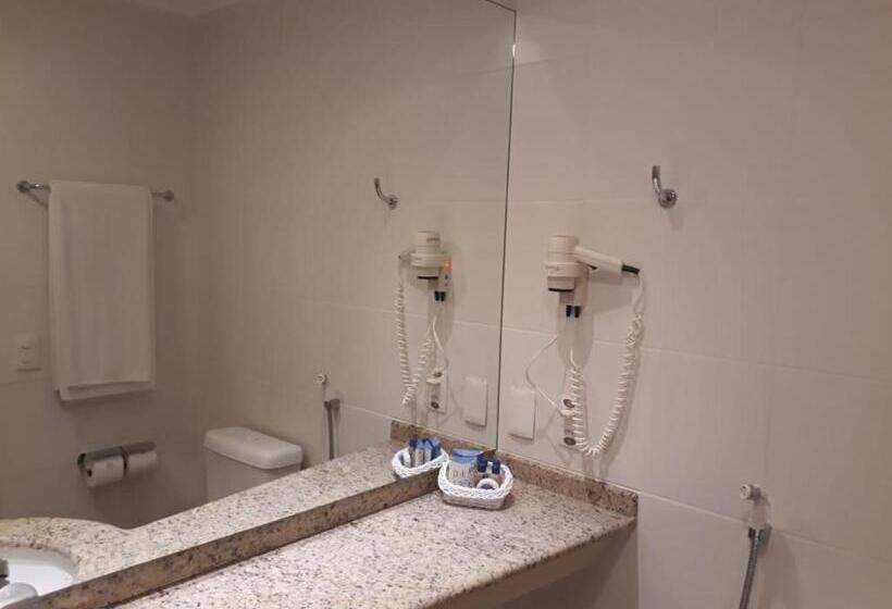 Escritório Estándar, Aparthotel No Jurerê Beach Village
