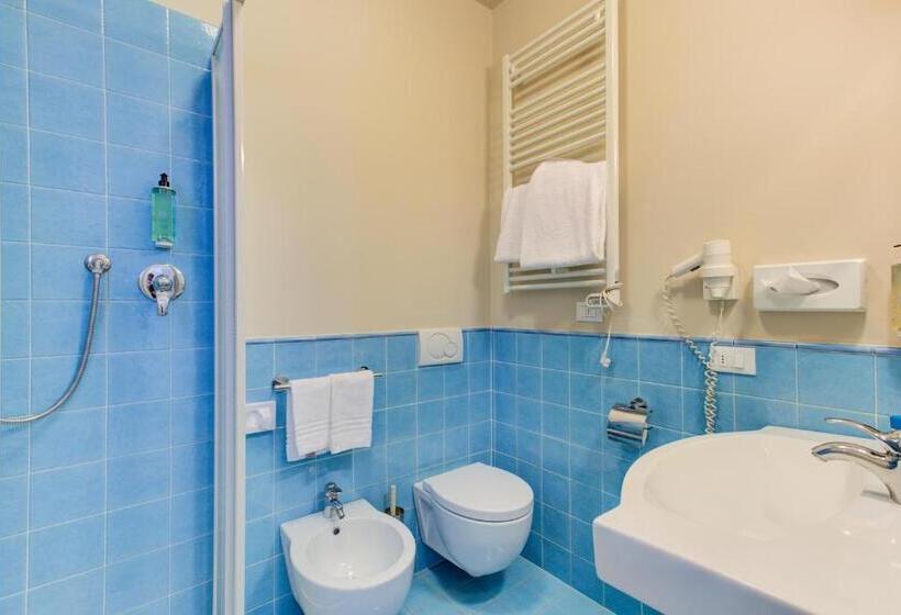 Quarto Estandar com Sacada, Beyou Hotel Villa Rosa