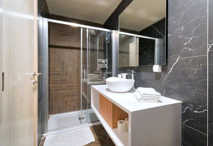 اتاق استاندارد, Boutique Hotel St Georgije