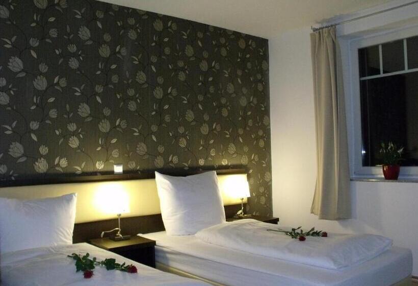 Номер Стандарт Трехместный, Cityhotel Ahlen Garni