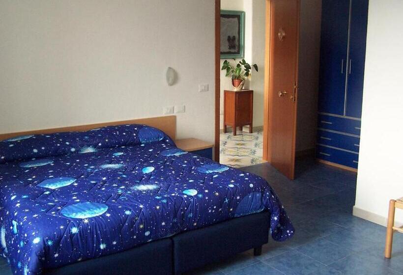 标准三人间, Albergo Locanda Sul Mare