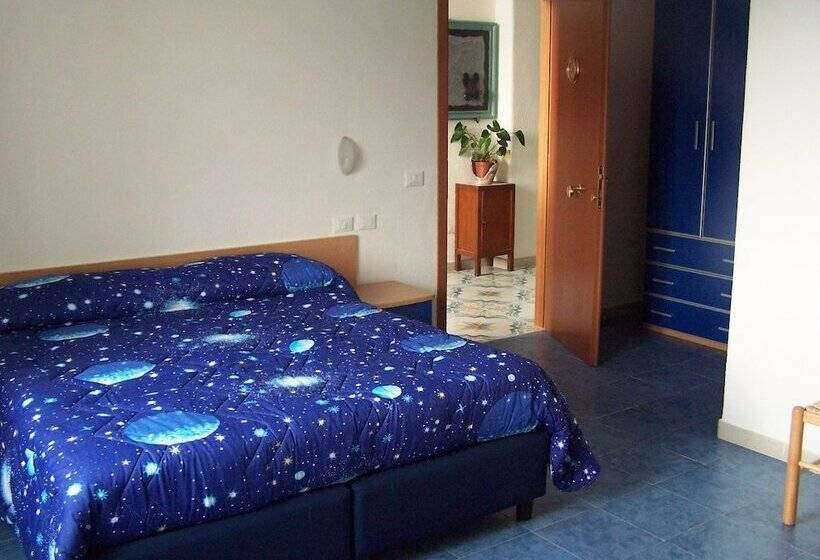 标准三人间, Albergo Locanda Sul Mare