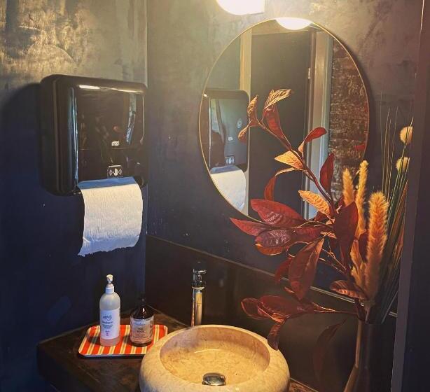 Quarto Familiar, Gammel Havn