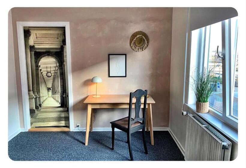 Quarto Estandar Individual, Gammel Havn